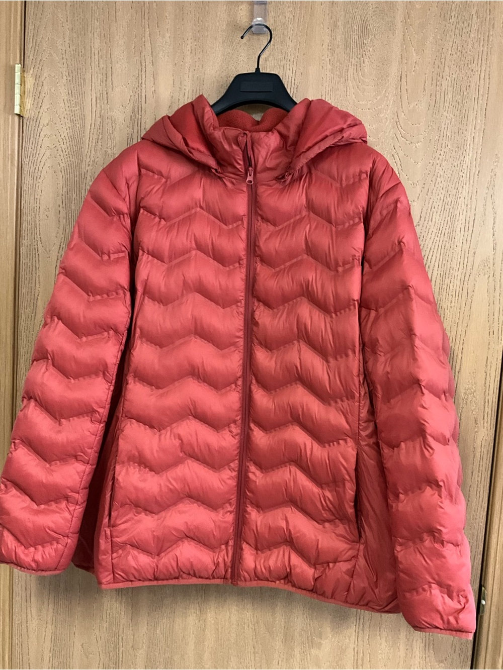 Time and Tru Coral Quilted Hooded Puffer Jacket